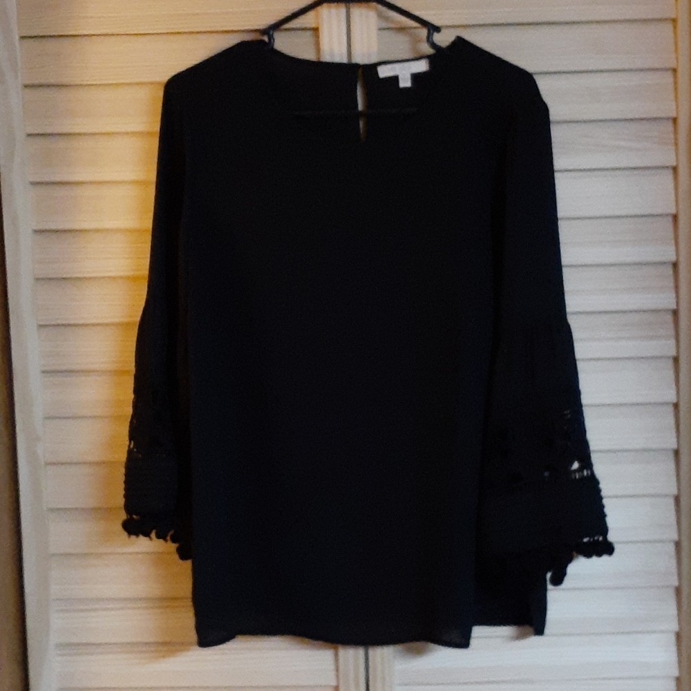Danlaur Crochet Detail Top